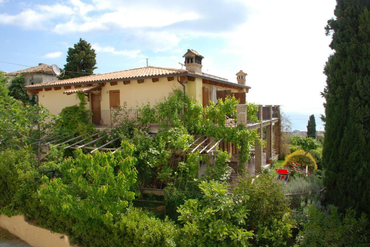 Bed & Breakfast Latteletto Tortoreto Bagian luar foto