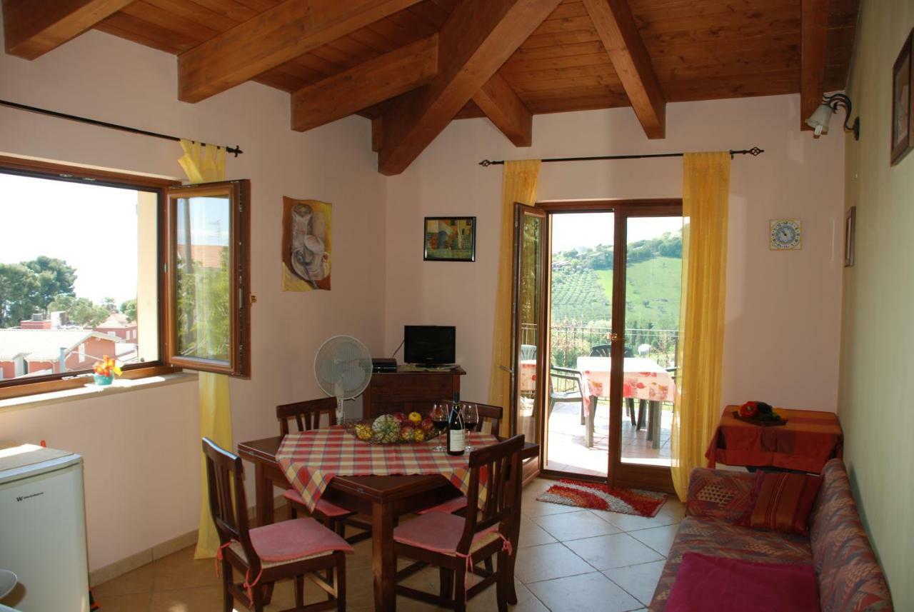 Bed & Breakfast Latteletto Tortoreto Bagian luar foto
