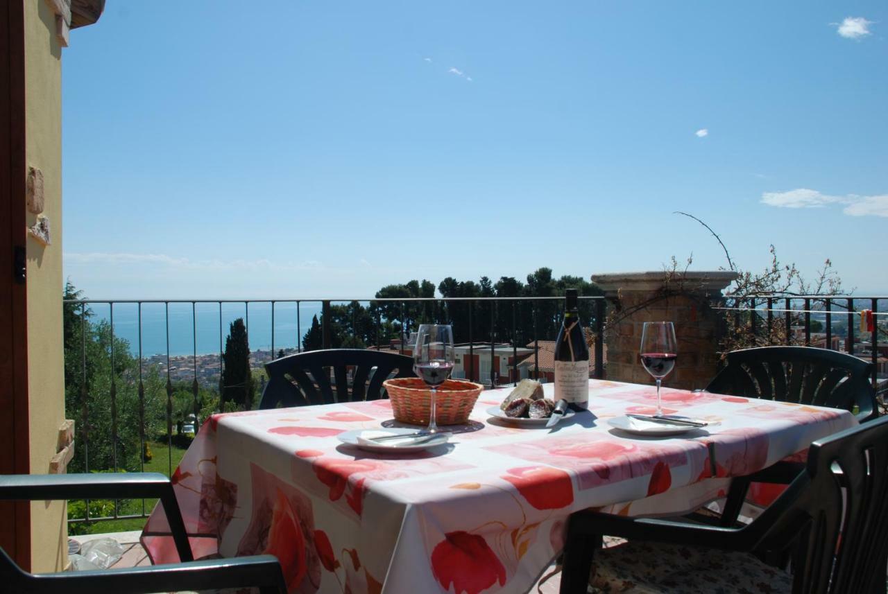 Bed & Breakfast Latteletto Tortoreto Bagian luar foto